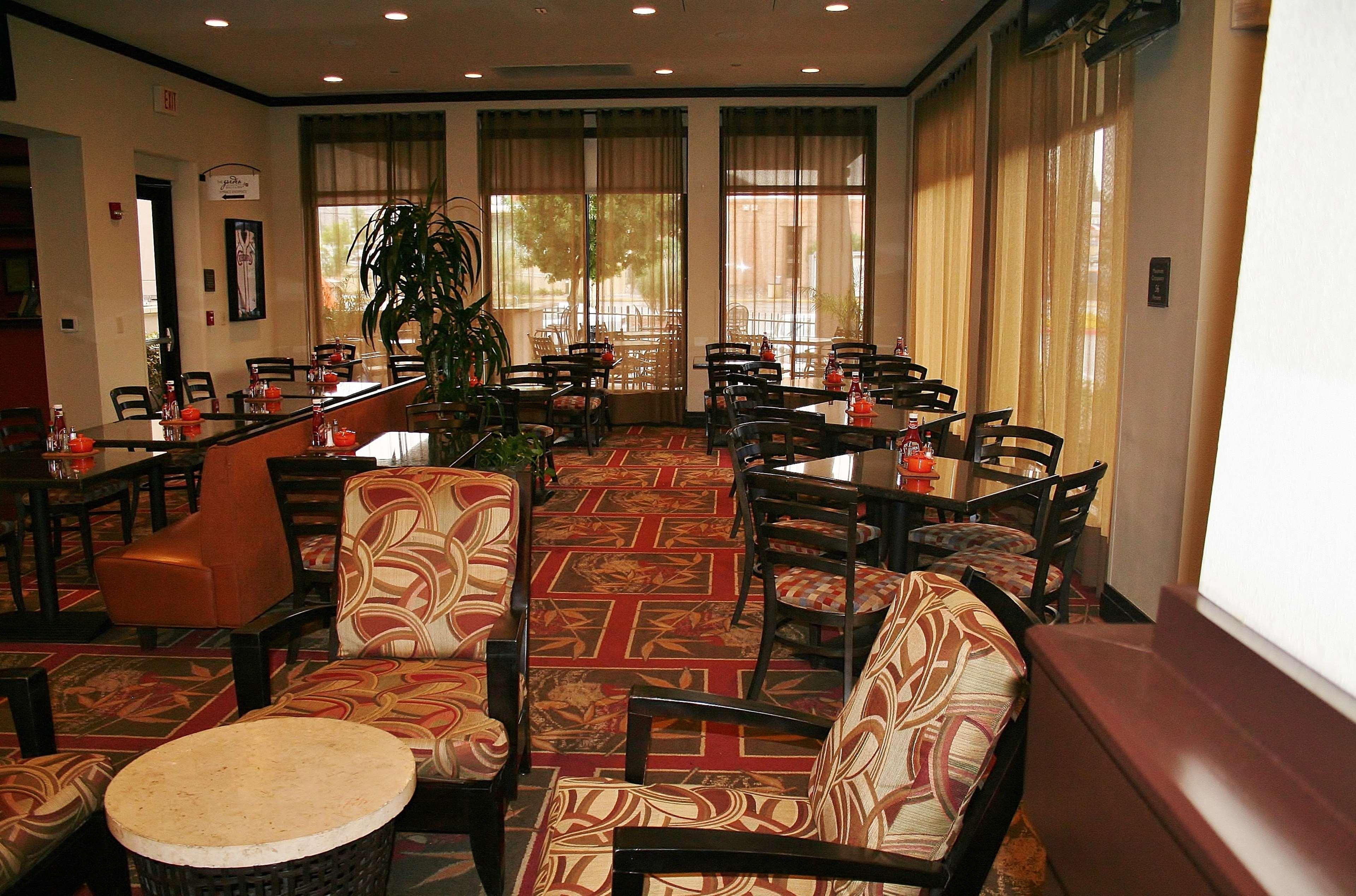 Hilton Garden Inn El Paso University Exterior photo